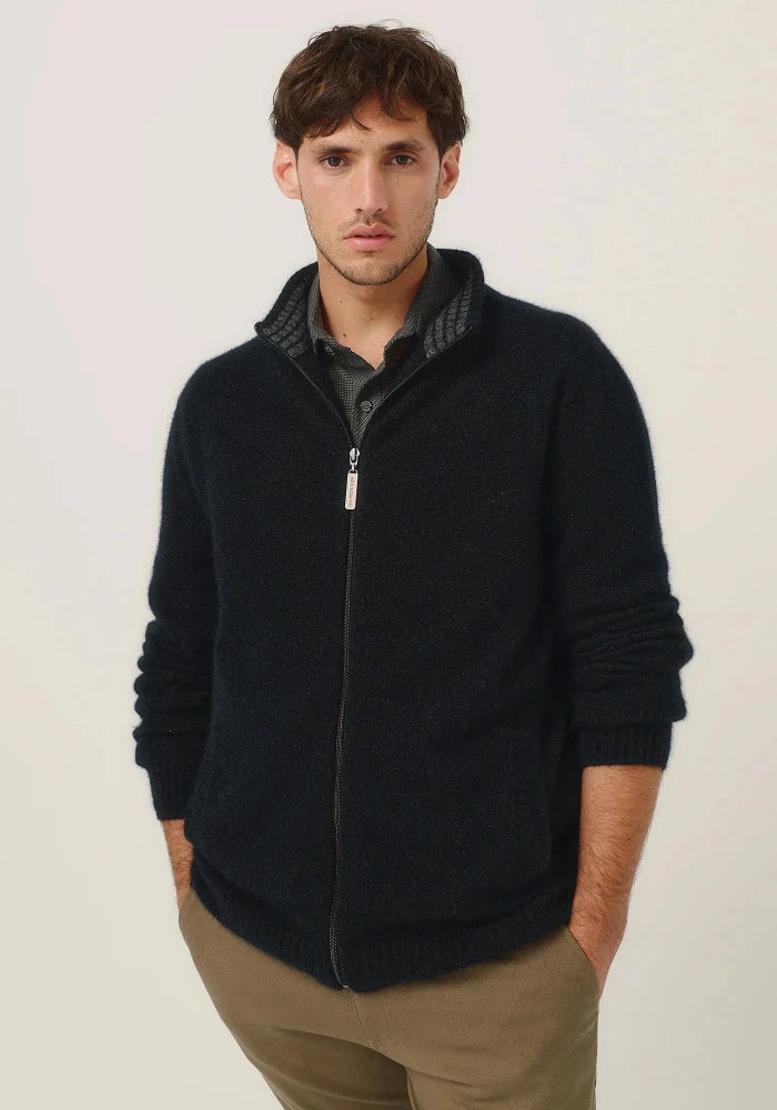 Possum and Merino

100350 Whittaker Zip Jacket - This classic jacket is a go-to piece with pockets and contrast striped collar. Featuring a Merinomink zip pull, its ready for whatever the weather throws at you. A classic fit.

Made in New Zealand from an exclusive Merinomink blend of 50% ZQ Merino, 40% Brushtail possum and 10% Mulberry silk.