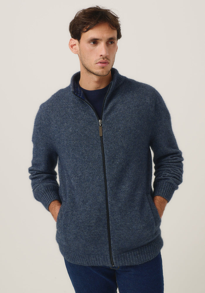 Possum and Merino

100350 Whittaker Zip Jacket - This classic jacket is a go-to piece with pockets and contrast striped collar. Featuring a Merinomink zip pull, its ready for whatever the weather throws at you. A classic fit.

Made in New Zealand from an exclusive Merinomink blend of 50% ZQ Merino, 40% Brushtail possum and 10% Mulberry silk.