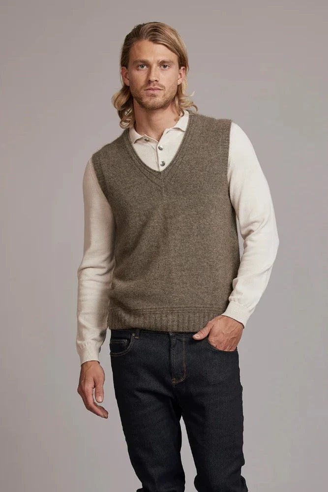 Possum and Merino  6636 Ridge Vest – A classic vest with feature ridge neck detailing, the blend of natural Merino, Possum fur and Silk fibres will ensure the cold never gets in.  Hold onto this sumptuous vest and don’t let go until the mercury rises.  Rib detailing on neck 35% Possum Fur, 55% Merino Wool, 10% Pure Mulberry Silk New Zealand designed and manufactured