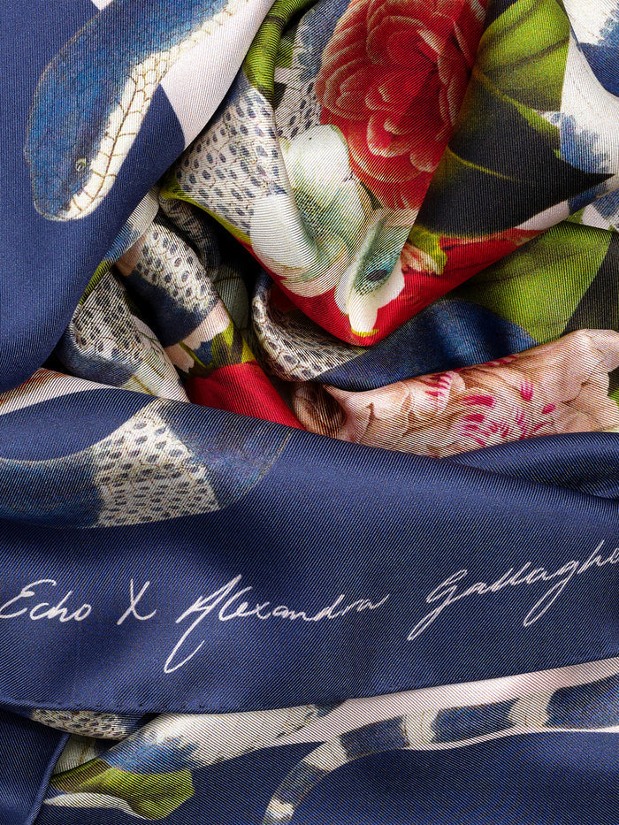 Alexandra Gallagher scarf