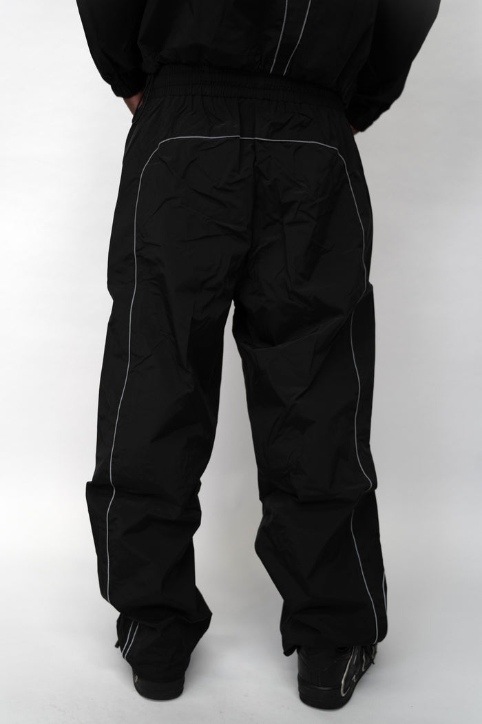 Arrow Windbreaker Pants - Black