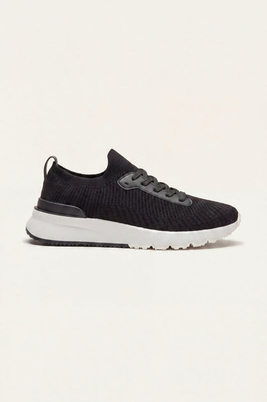 Avelino Mesh Runner Black