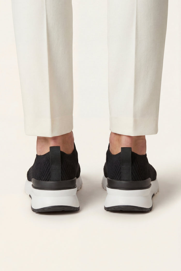 Avelino Mesh Runner Black