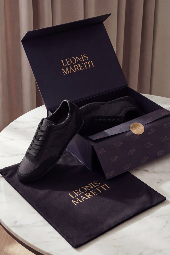 Averno Low Sneakers Black