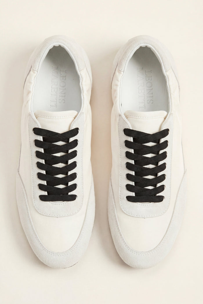 Averno Low Sneakers Off White