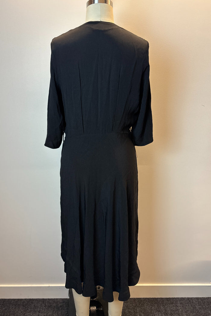 Black Floral Embroidered Midi Dress image 2