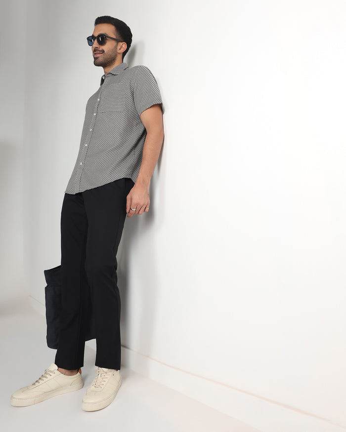 Black Unwrinkle Solid Khakis - Tigris