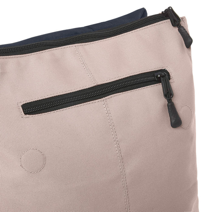 Ela Mo™ Daypack Rucksack | Pink & Blue. Zwei Hauptfächer des Rucksacks mit Reißverschluss im oberen Bereich.