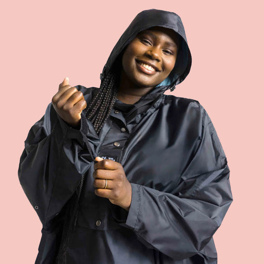 Ela Mo™ Regenponcho | Black
