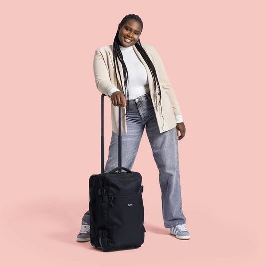 Ela Mo™ Reisetasche mit Rollen 42 Liter | Black