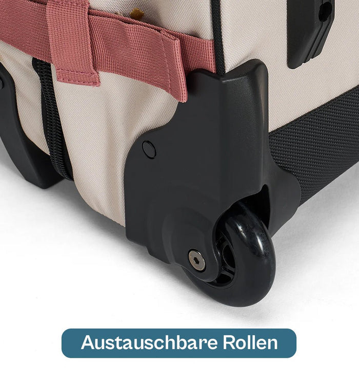 Ela Mo™ Reisetasche mit Rollen 78 Liter | Embroidery Edition Losy. Austauschbaren Rollen der Tasche auf weißem Hintergrund.