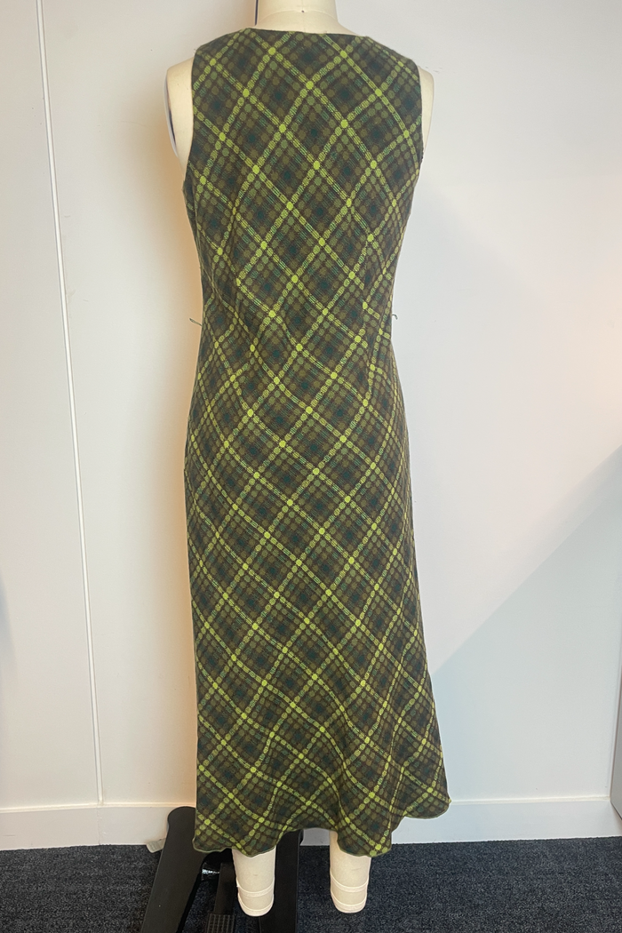 Jessica Howards Sleeveless Plaid Midi Dress image 2
