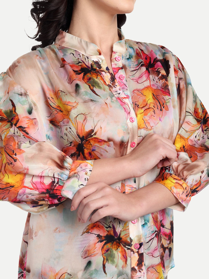 Women’s multicolor floral Latvia top with shirt style, relaxed fit and elegant stylish design