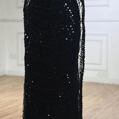 Black / 2