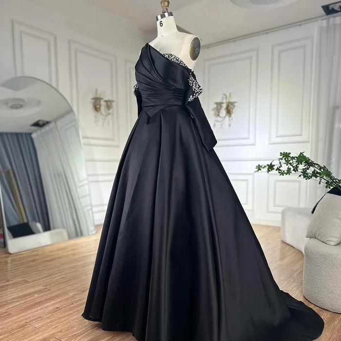 Black / 2