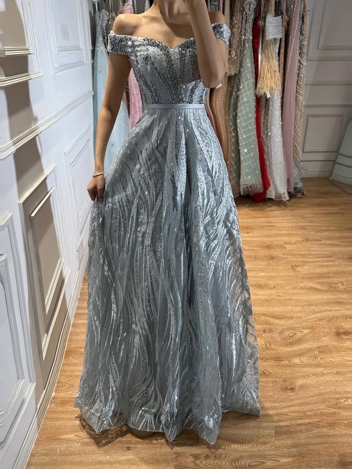 Grey / 2