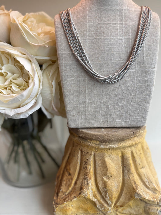 Nika Necklace