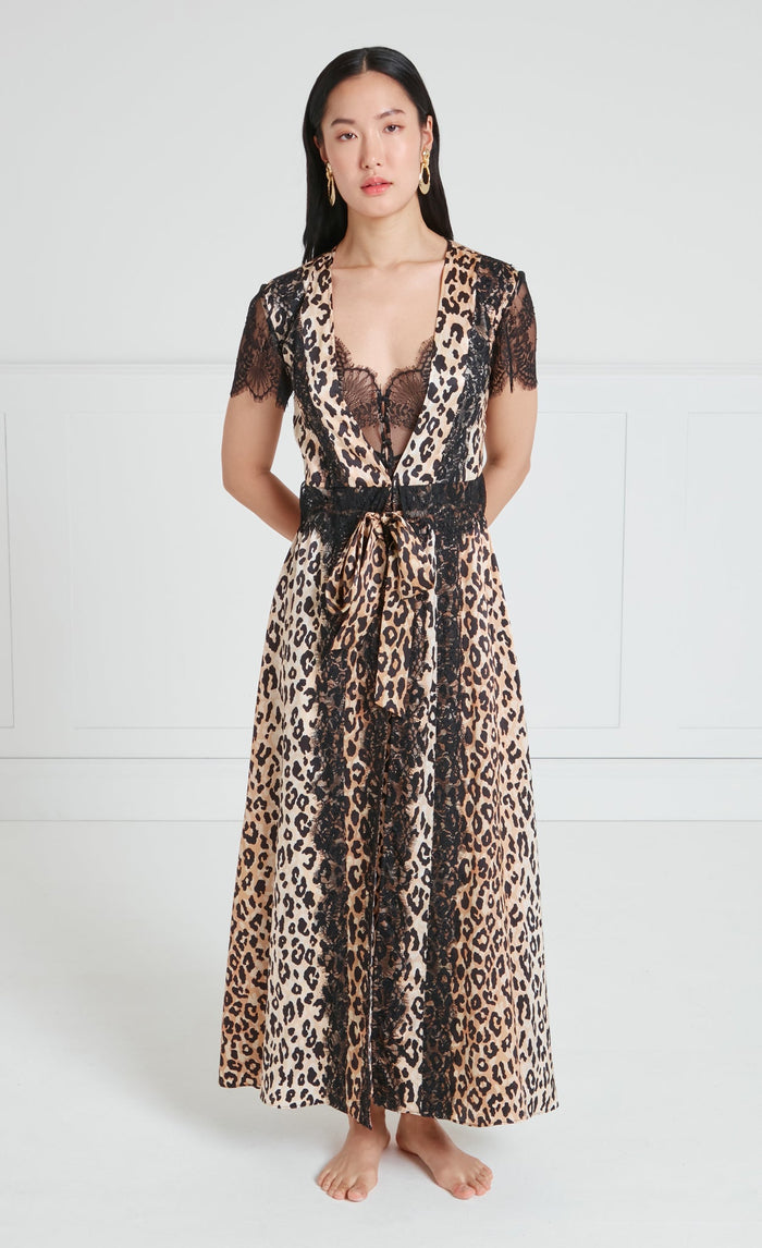 Nyx Short-Sleeve Robe - Black & Leopard