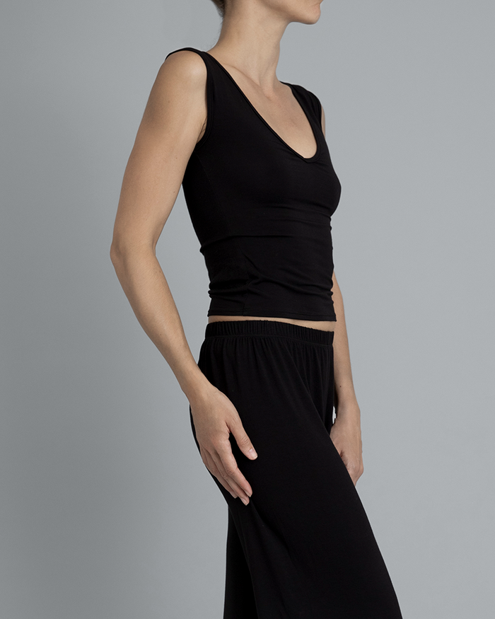 Side View of the Recline Shell in Black from KYE Intimates in Los Angeles.