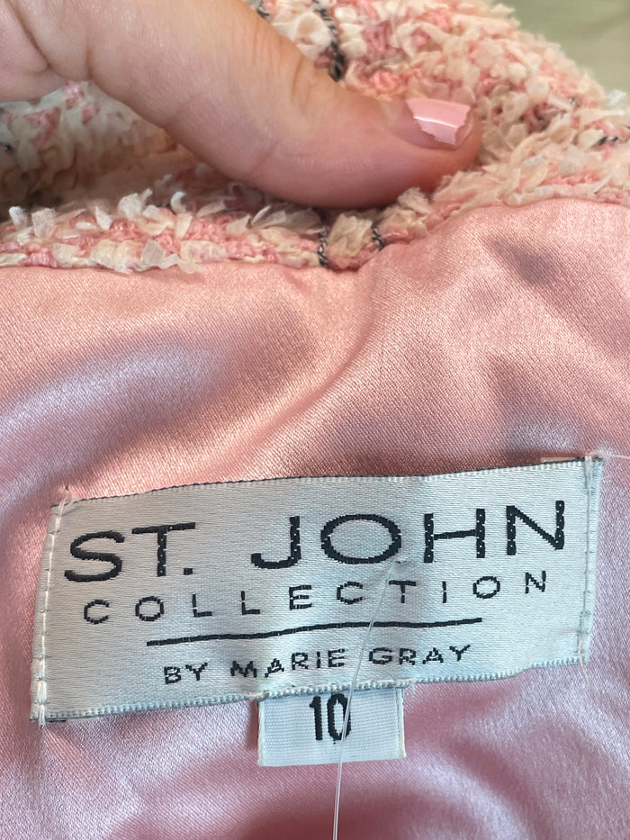 St John Collection Baby Pink Bouclé Suit image 4