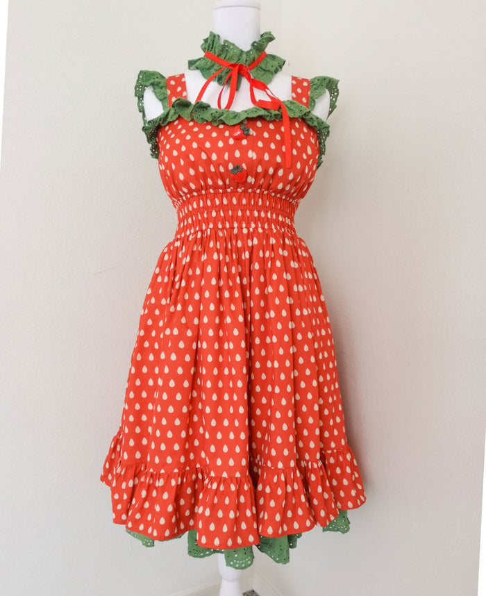 Strawberry Picnic Dress - Mochipan