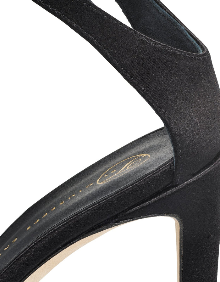 Vixen Strappy Sandals - Black