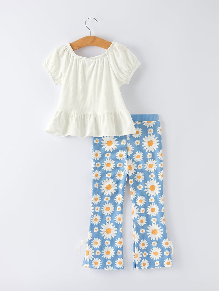 White Top And Daisy-Print Flared Pants Girl's Outfit